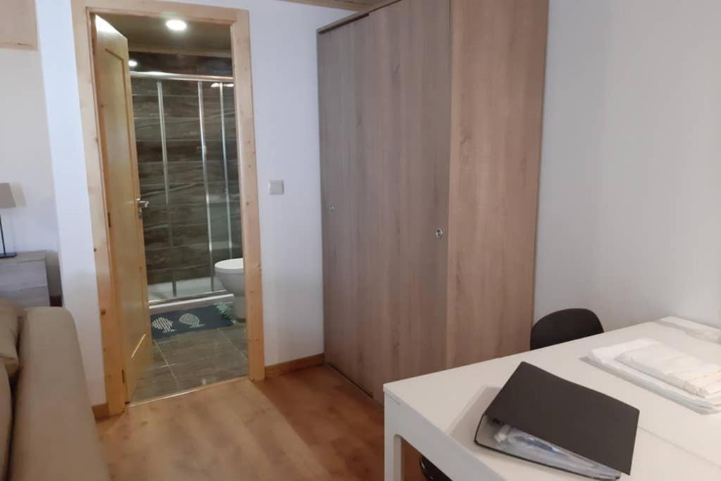 Aurora Papas Apartment Provesende Exterior foto